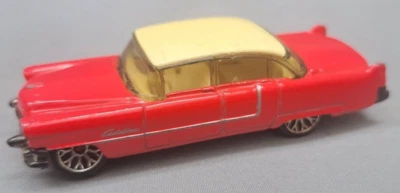 Matchbox Car 1955 Red Cadillac Fleetwood w/White Top 2000 Scale 1:64 Loose - Image 1 of 4