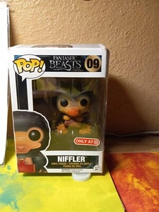 Funko POP! Figura Vinilo Películas Animales Fantásticos NIFFLER (Monedero) #09 Objetivo - Imagen 1 de 5