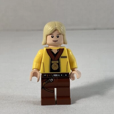 LEGO Star Wars Luke Skywalker Minifigure sw0257 Celebration Outfit Yellow Jacket - Image 1 of 4