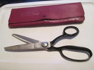 Vintage Wiss Inlaid Shears Scissors 9”Large Heavy Duty Tailor Fabric Shears CASE - Picture 1 of 3