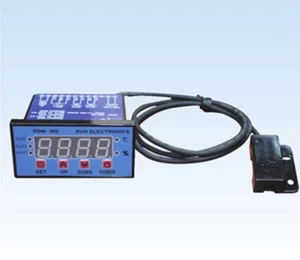 Run Electronic RDM-300 Temperature Humidity Controller 110-240 VAC with sensor - Picture 1 of 2