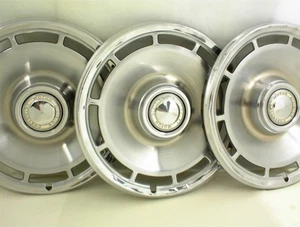 LOT 3 1971 1972 CHEVROLET HUBCAPS 14" inch WHEEL COVERS CAMARO CHEVELLE NOVA - Picture 1 of 8