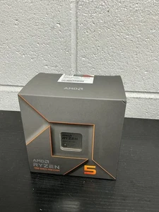 AMD Ryzen 5 7600 avec refroidisseur furtif Wraith - 6 cœurs et 12 threads - 5,10 GHz O - Photo 1/2