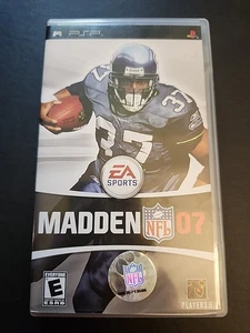 PSP Madden 2007 UMD Football EA Sports - Picture 1 of 4