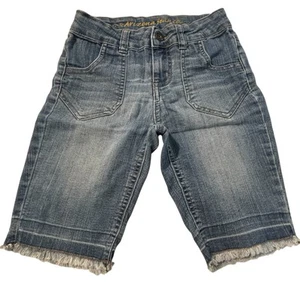 Arizona Jean Denim Bermuda Shorts Girls Size 10  Adj Waist Pockets Frayed Hem - Picture 1 of 7