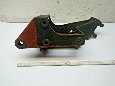 Hako Trac T6 T8 Hakotrac Geräteaufnahme Vorderachse Lenksäule Herzbolzen - Bild 1 von 4