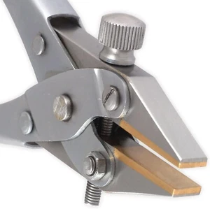 Parallele Flachzange mit verstellbaren Messingbacken Optiker Schmuck & Basteln - Bild 1 von 3