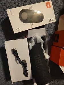 Flip 6 - Aftermarket - Senza marchio - Altoparlante Bluetooth impermeabile - Nero - Foto 1 di 4