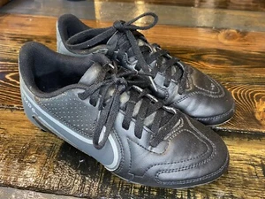 Nike Tiempo Cleats Youth 2.5Y Black Gray Soccer Shoes DA1331-007 - Picture 1 of 13
