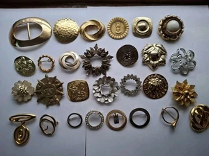 Vintage Gold und Silber Runde Broschen Anstecknadeln Konvolut 28 Broschen's Insgesamt - Bild 1 von 16