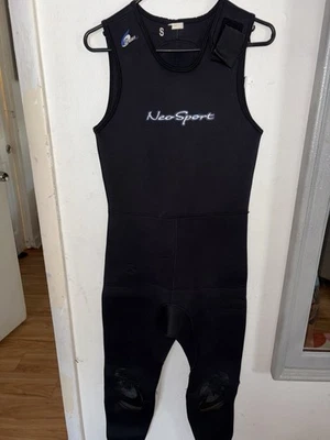 Trajes de neopreno NeoSport premium para mujer 3 mm Jane, nunca usados, negros Foto 1 de 4