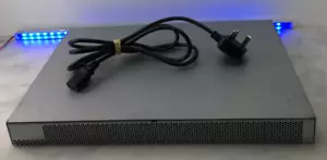 Brocade 300 24 Active Ports Fibre Channel Switch FREE UK P&P #L6 - Picture 1 of 3