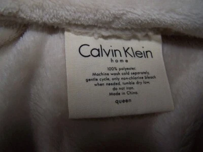 Calvin Klein  Light Beige Ultra Soft Plush Full/Queen Blanket NWOT Super Soft - Image 1 of 4