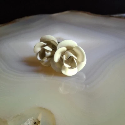 Ohrringe Stecker Edelstahl Emaille Rosenblüten zart edel feminin 10 mm - Bild 1 von 4