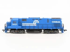 HO Scale KATO CR Conrail ALCO C-425 Diesel Locomotive #2421 - Picture 1 of 11