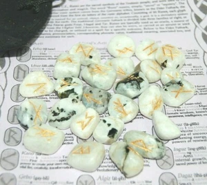 Runas de piedra lunar arco iris con instrucciones, bolsa, elder futhark, vikingo, oráculo, - Imagen 1 de 5