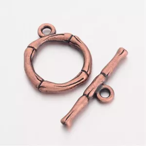 Toggle Clasps Red Copper Color. 20mm long, 17mm wide, 3mm thick, hole: 2mm. 10pc - Picture 1 of 2