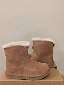 UGG Australia Toddler Classic Zip It Boots Size 11 NEW NIB - Picture 1 of 6