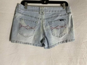 Pantaloncini denim Y2K Angels blu lavaggio chiaro usati in ottime condizioni tasche posteriori taglia 11 - Foto 1 di 8