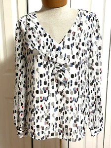 White House Black Market Blouse Top Womens SZ 4 Print Sheer Sleeve Ruffle V Neck - Picture 1 of 7