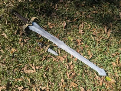 Juego de espada intercambiable de dos piezas de espuma eva hecho a mano juego de guardia Foto 1 de 4