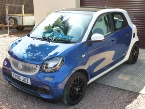 2016 Smart Forfour Proxy (Bluey) 900cc (£20 year road tax ULEZ compliant) - Picture 1 of 15