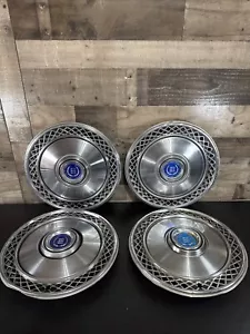 SET 1977 - 1989 FORD MERCURY 15" CROWN VIC COUGAR WHEEL COVER HUBCAP BLUE CENTER - Foto 1 di 24