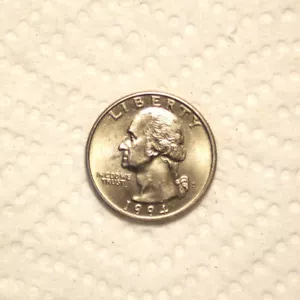 1994 D 25c US WASHINGTON QUARTER WIDE RIM ERROR Circulated near Mint. - Picture 1 of 3