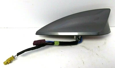 Chevrolet Impala 2016 antena aleta de tiburón gris metálico OEM 23468908 Foto 1 de 4