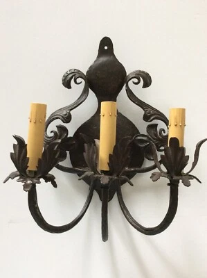 Precioso Aplique Personalizado Tres Brazos Tres Luces Hierro Forjado Mediterráneo Sur Foto 1 de 4
