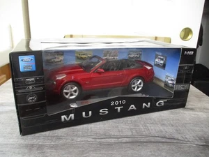 Ford Mustang GT 2010 convertible Top Secret Reveal 1/18 diecast metal muy raro - Imagen 1 de 13