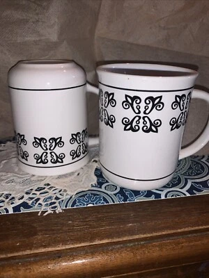 Juego de 2 tazas de café informales de gres nick biscardi Foto 1 de 4