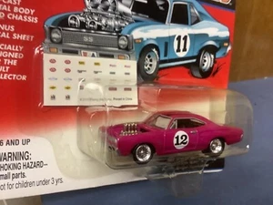 1969 super bee super beatnik rebel rods magenta JOHNNY LIGHTNING JL 1/64 2005 - Picture 1 of 4