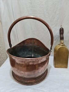 COPPER Coal Scuttle - F16093 MADE BY HS LTD IN UK 1962 On Base+ BRASS SHOVEL - Picture 1 of 24