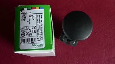 ARRET D'URGENCE BOUTON  POUSSOIR NO+NC  TELEMECANIQUE  SCHNEIDER COUP DE PONG - Photo 1/3