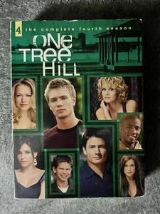 ONE TREE HILL - The Complete Season 4 DVD 6-disc Booklet Included Teen TV - Picture 1 of 5