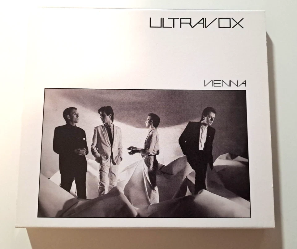 Ultravox – Vienna ** Doppel-CD (Definitive Edition) ** 2008 - Bild 1 von 4