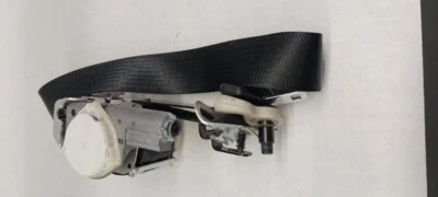 2011-2013 Ford Fiesta Front Left Driver Seat Belt Retractor Assembly Black OEM Foto 1 de 4