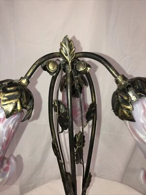 Lámpara de mesa estilo Art Deco hecha a mano de hierro forjado 3 tonos de vidrio soplado rosa/blanco Foto 1 de 4