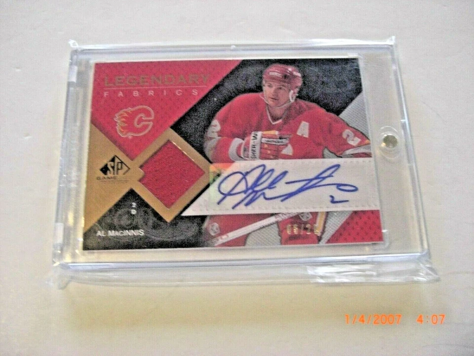 AL MACINNIS 2007 SP LEGENDARY FABRICS GAME USED JERSEY AUTO 08/25 SIGNED CARD - Image 1 of 1