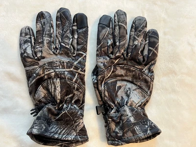 Men's Hunter Stock Camoflauge Gloves Size M - Image 1 of 3