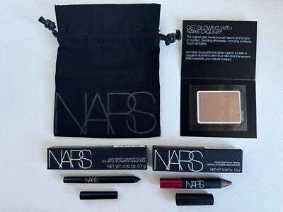 NARS 4 Piezas Set Regalos Lápiz Labial, Delineador de Ojos, Polvo Bronceador y Bolsa Nuevo Foto 1 de 4