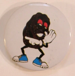 California Raisins Blue Tennis Shoes Pinback Button 1980s vintage - Picture 1 of 1