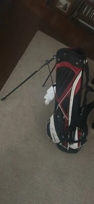 Maxfli Black Max Golf set,SW-5i. Includes bag, putter, and hybrid as well.RIGHTY - Image 1 of 4