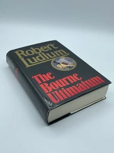 The Bourne Ultimatum by Robert Ludlum - Hardcover 1990 First Edition - Picture 1 of 3
