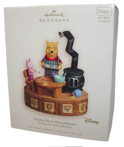 2007 HALLMARK Ornament “Making Sweet Rememberies” Pooh & Piglet Magic Ornament - Picture 1 of 3