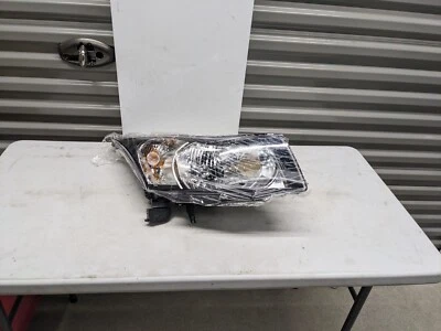 TYC 20-9179-00-9 RH Headlight Assembly for 11-12 Chevy Cruze NEW Foto 1 de 4