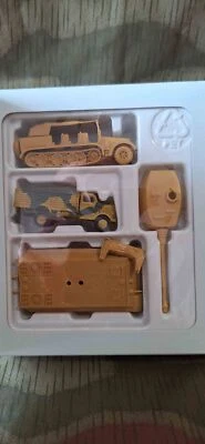 ROCO 1000 Minitanks D-Day carro armato veicoli cingolati carri armati IMBALLO... - Immagine 1 di 3