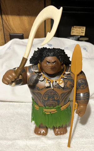 Disney Moana Doll MAUI Action Figure Lot 2015 Hasbro W/ Hook & Moana’s Spear Cover
