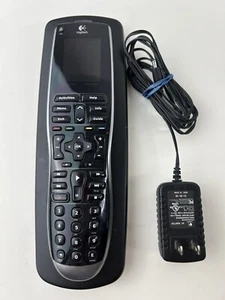 Logitech Harmony 900 Universal Remote Control with Charging Dock Base - Afbeelding 1 van 9